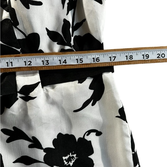 SOHO APPAREL WOMANS DRESS COCKTAIL PARTY SZ 10 - Picture 6 of 12